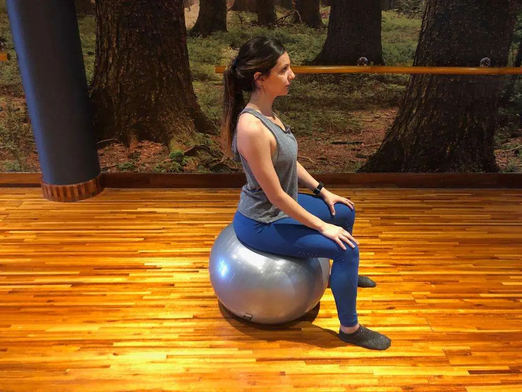 CORRECT SITTING POSTURE