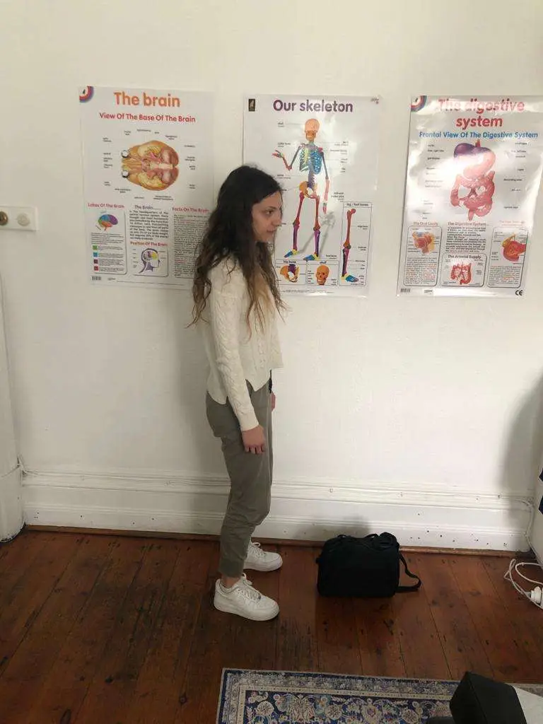 CORRECT POSTURE LIFTING